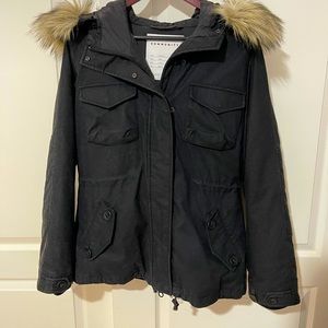 Aritzia Parka Black